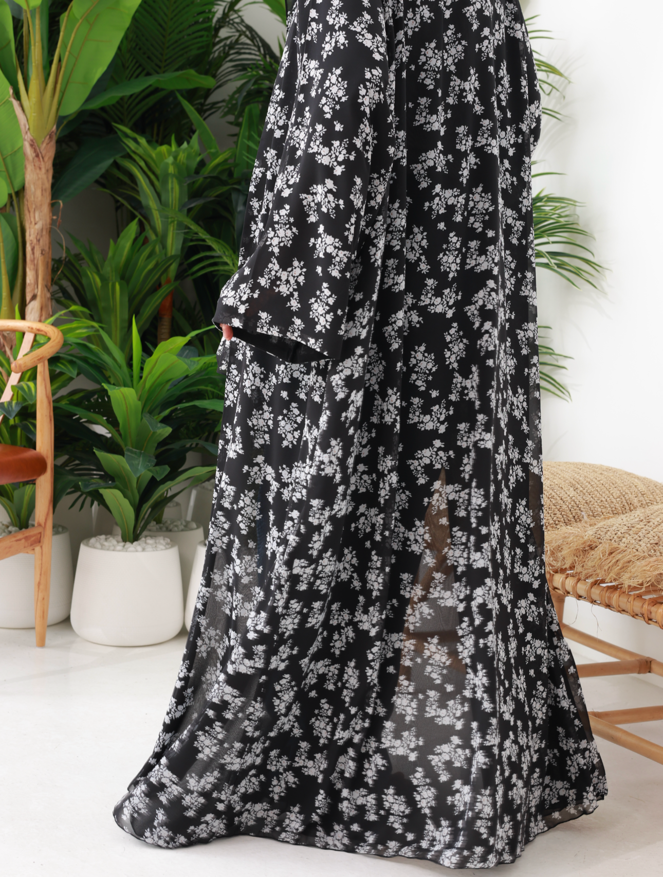 Sable Rose Printed Abaya