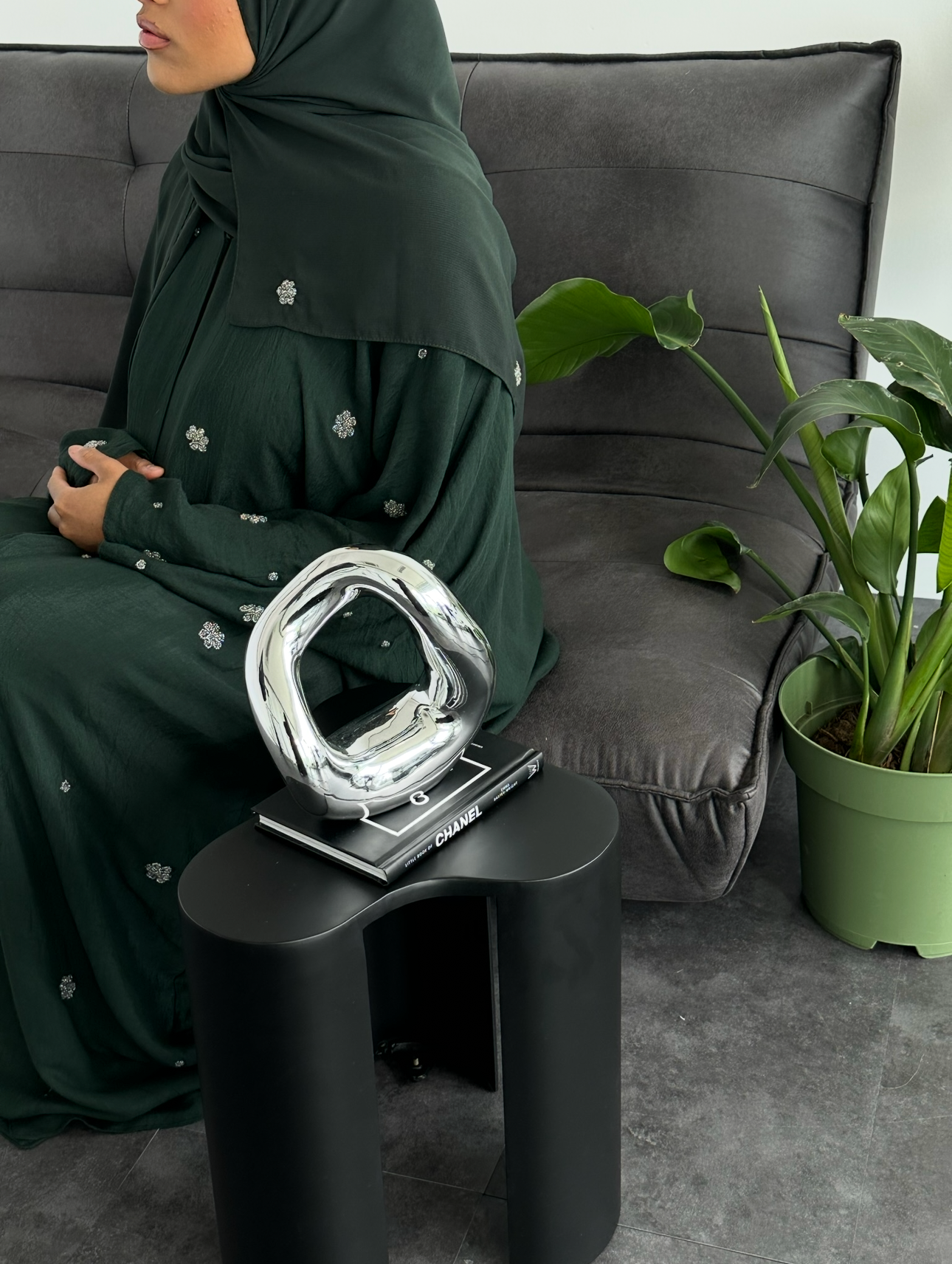Emerald Linen Abaya