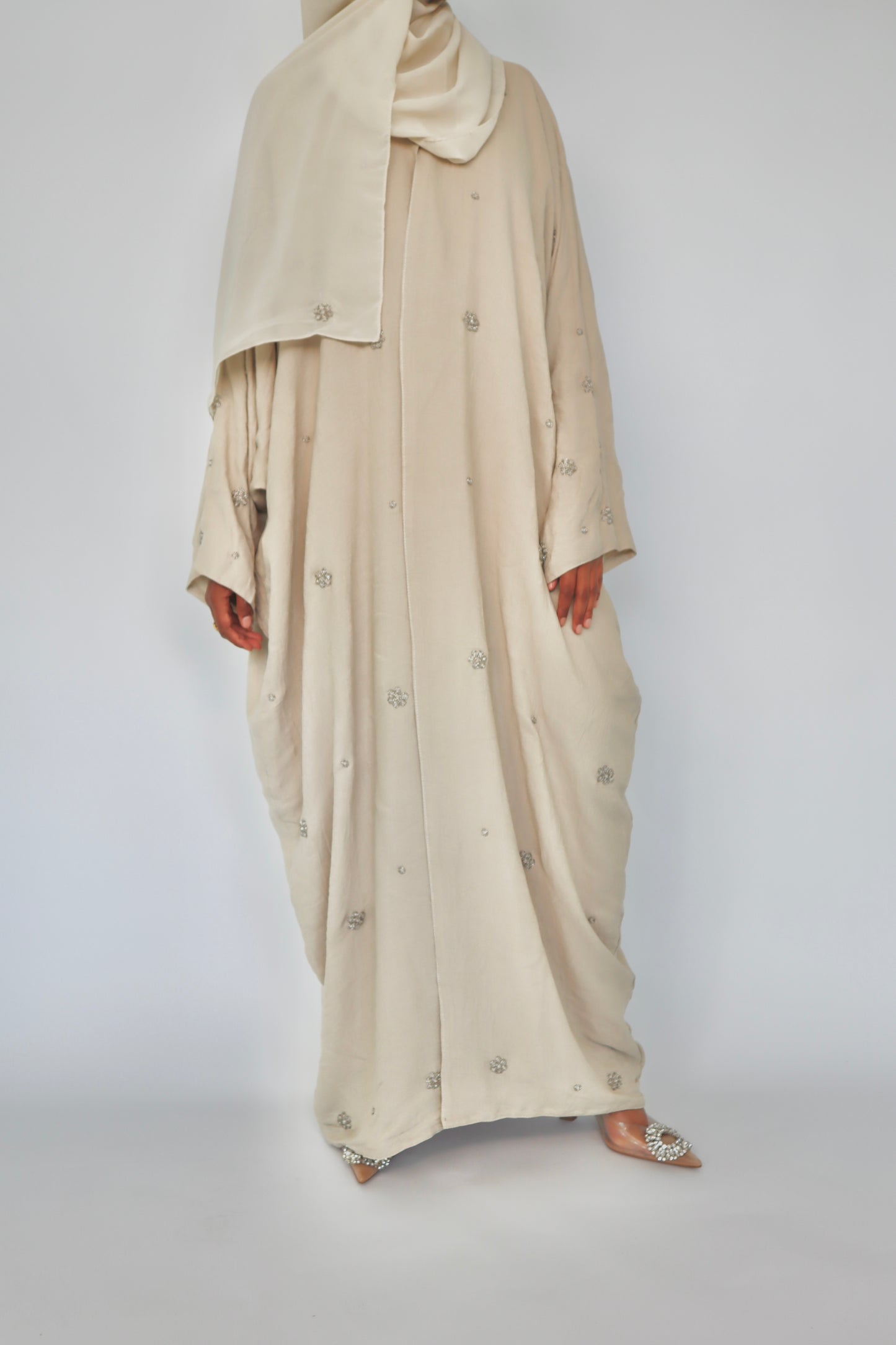 Ivory Linen Abaya