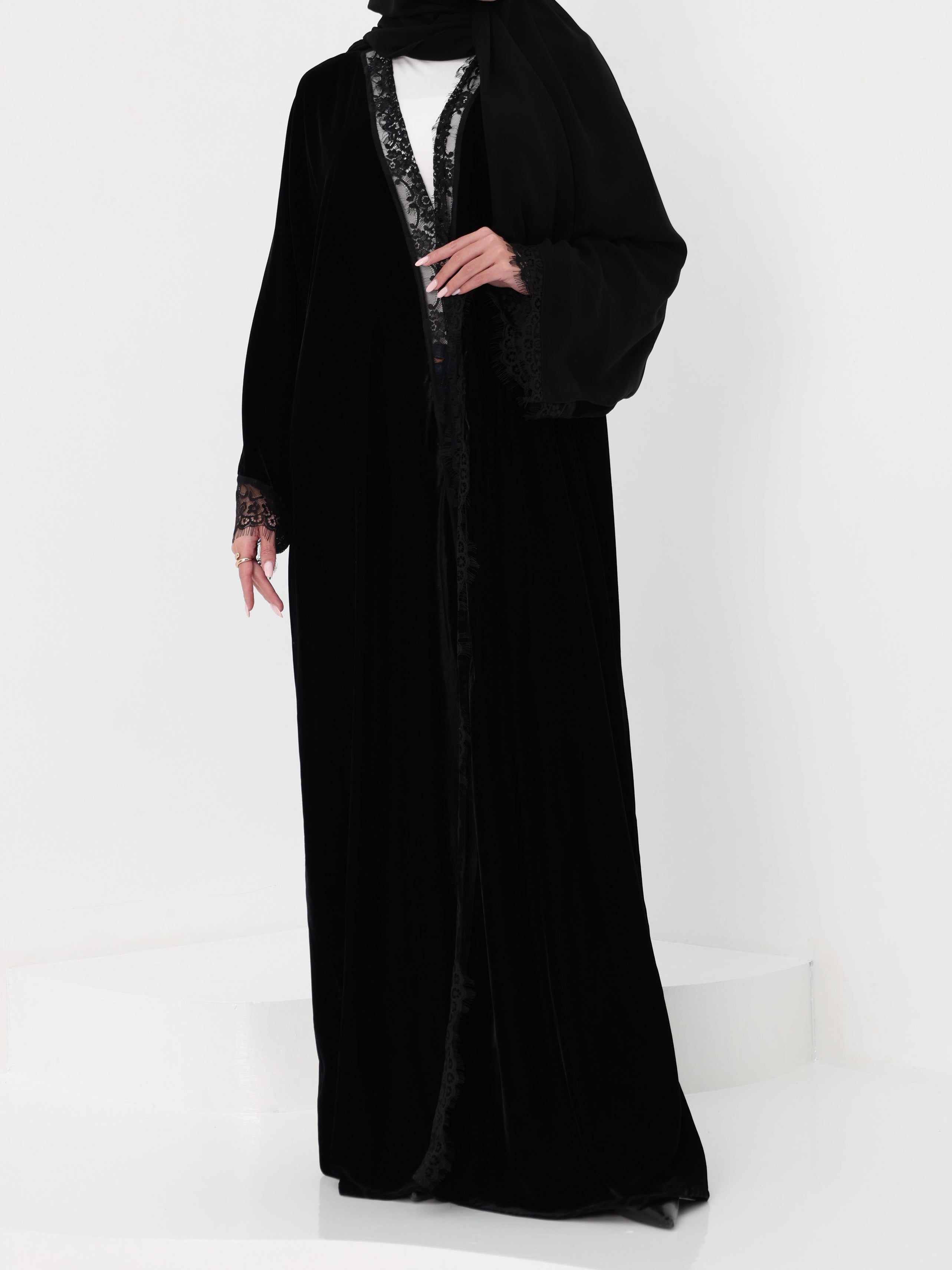 LAYALI VELVET ABAYA - BLACK