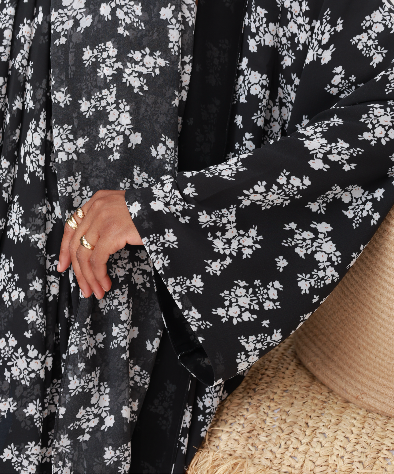 Sable Rose Printed Abaya